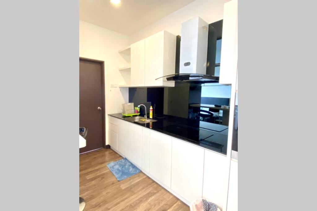 Landmark Residence: Greenview Oasis with Free Wi-Fi and Parking Kajang Exterior photo